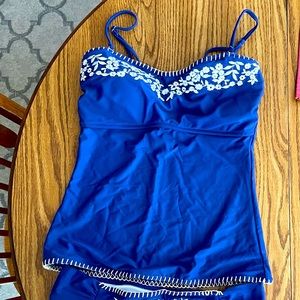 Cupshe Tankini